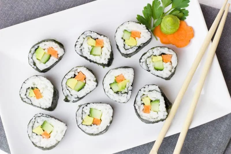 Jaki ryż do sushi wybrać, aby uniknąć nieudanych dań?