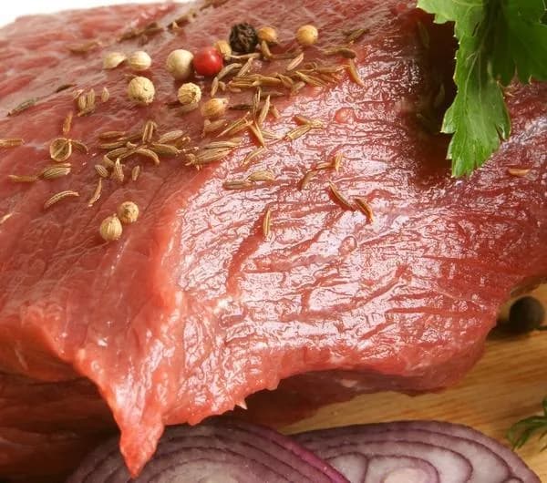 Gdzie kupić wołowinę karmioną trawą i uniknąć niskiej jakości mięsa